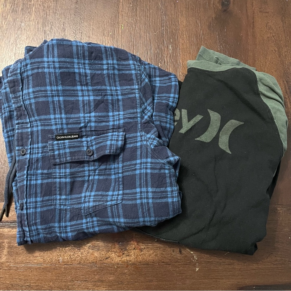 Lot of 2 Men's Hooded Long Sleeve Shirts Size Large Calvin Klein Hurley
